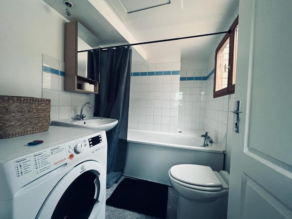 Ferienwohnung Le Sacre, Au Pied De La Cathedrale Reims Exterior foto